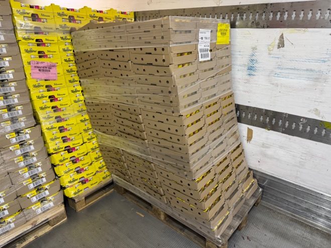Affaissement de palette dans un véhicule de transport : insuffisance d'emballage.